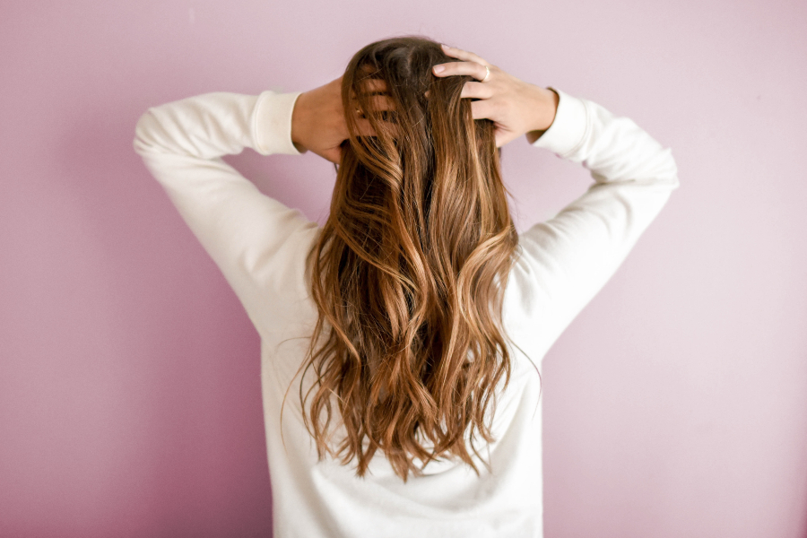 Dry Shampoo: What Is It & How To Use It